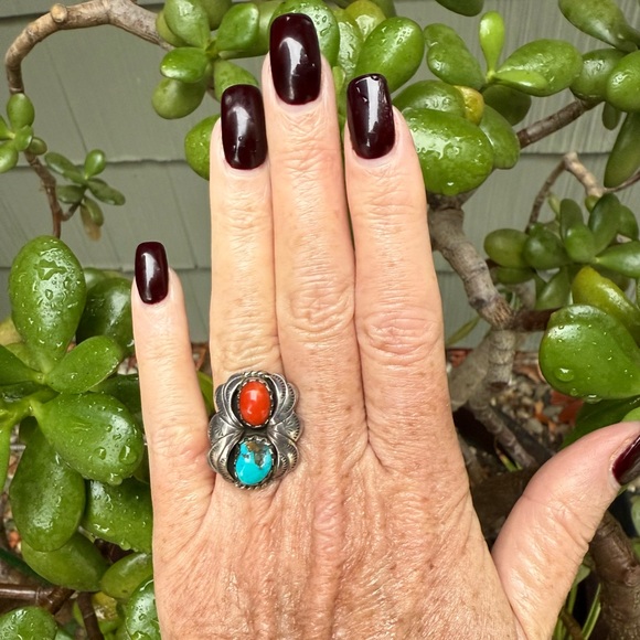 Handmade Jewelry - Vintage Navajo Sterling Silver Turquoise & Red Coral Ring Size 6.5 LESS ON I G